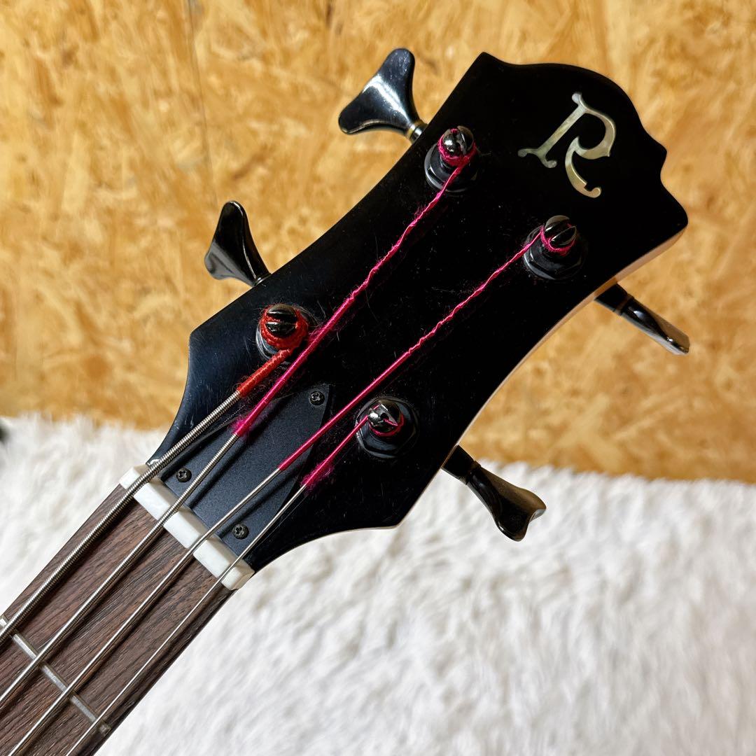 B.C.Rich モッキンバードベース LA California U.S.A