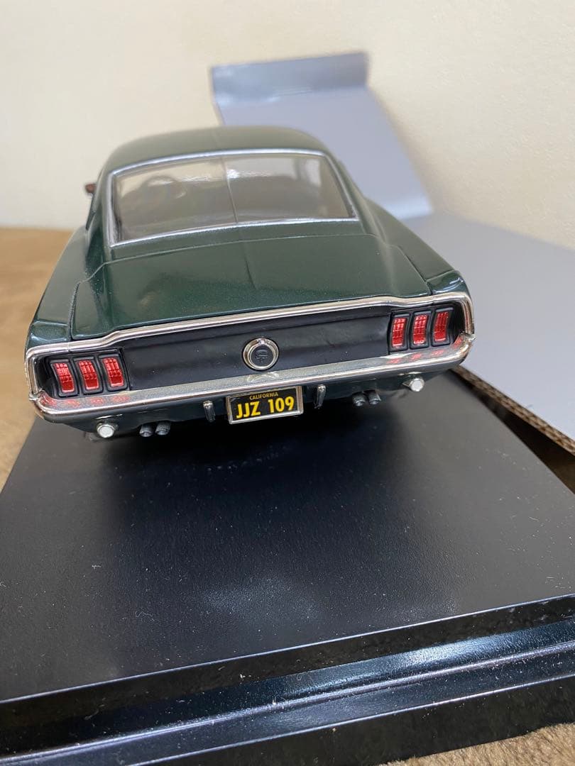 ミニカー BULLITT FORD MUSTANG & DODGE CHARGER