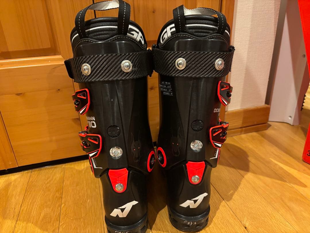 ノルディカ　ドーベルマン　スキー用ブーツ110 23.5cm