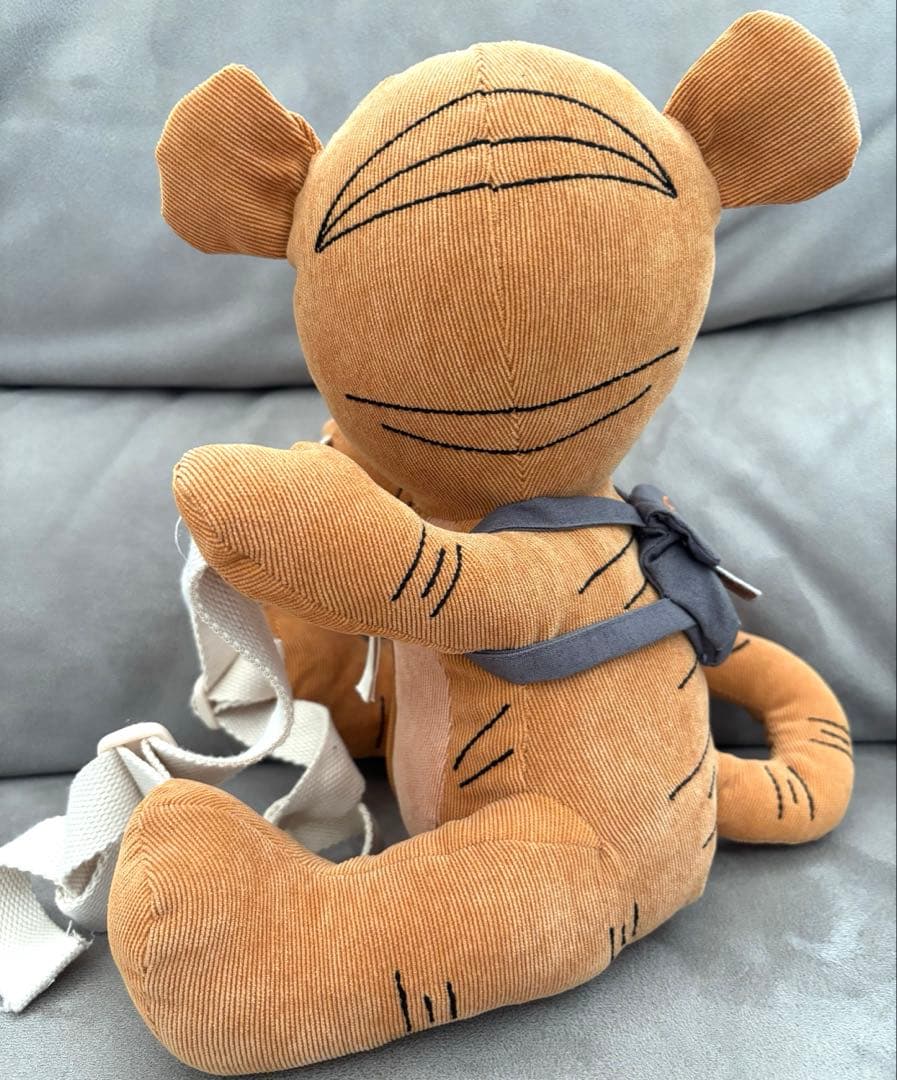 ZARAキッズ】ディズニー ティガー ぬいぐるみ リュック くすみカラー