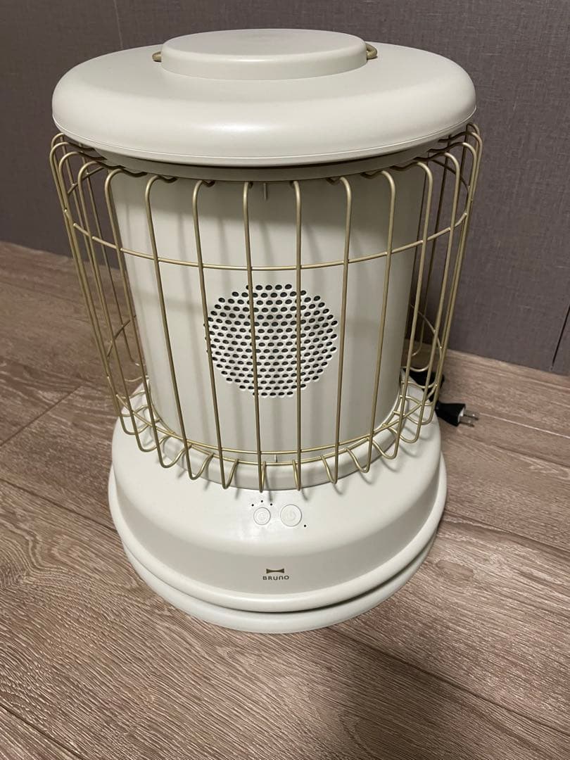 BRUNO ブルーノ 全方位型ファンヒーター　グレージュ　美品 BRUNO/ブルーノ＞全方位型ファンヒーター ClassicStove グレージュ