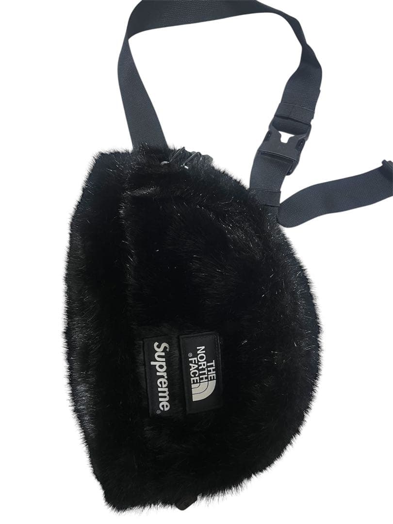 Supreme The North Face Faux Fur WaistBag - メルカリ