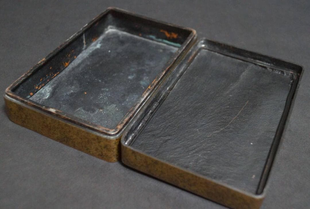 清末期 寶慧冠造古銅製大型長方形墨盒刻『南郡開国第一女子中学校贈古