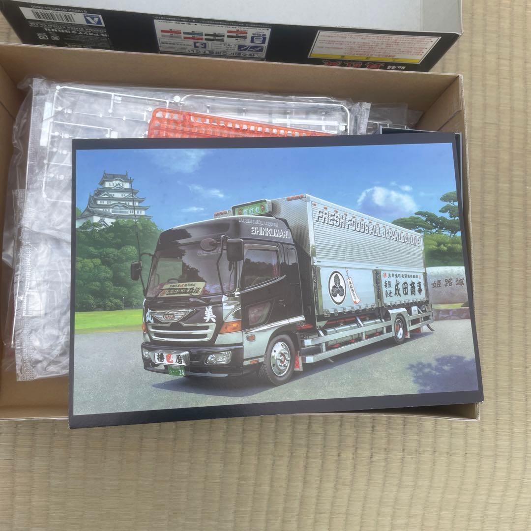 アオシマ 1/32 4tデコトラ 44 成田商事 真紅丸 しんくまる 未組立て