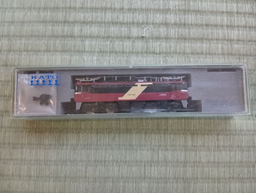 KATO 3009-5 ED75 JR貨物色（赤/黒） - メルカリ
