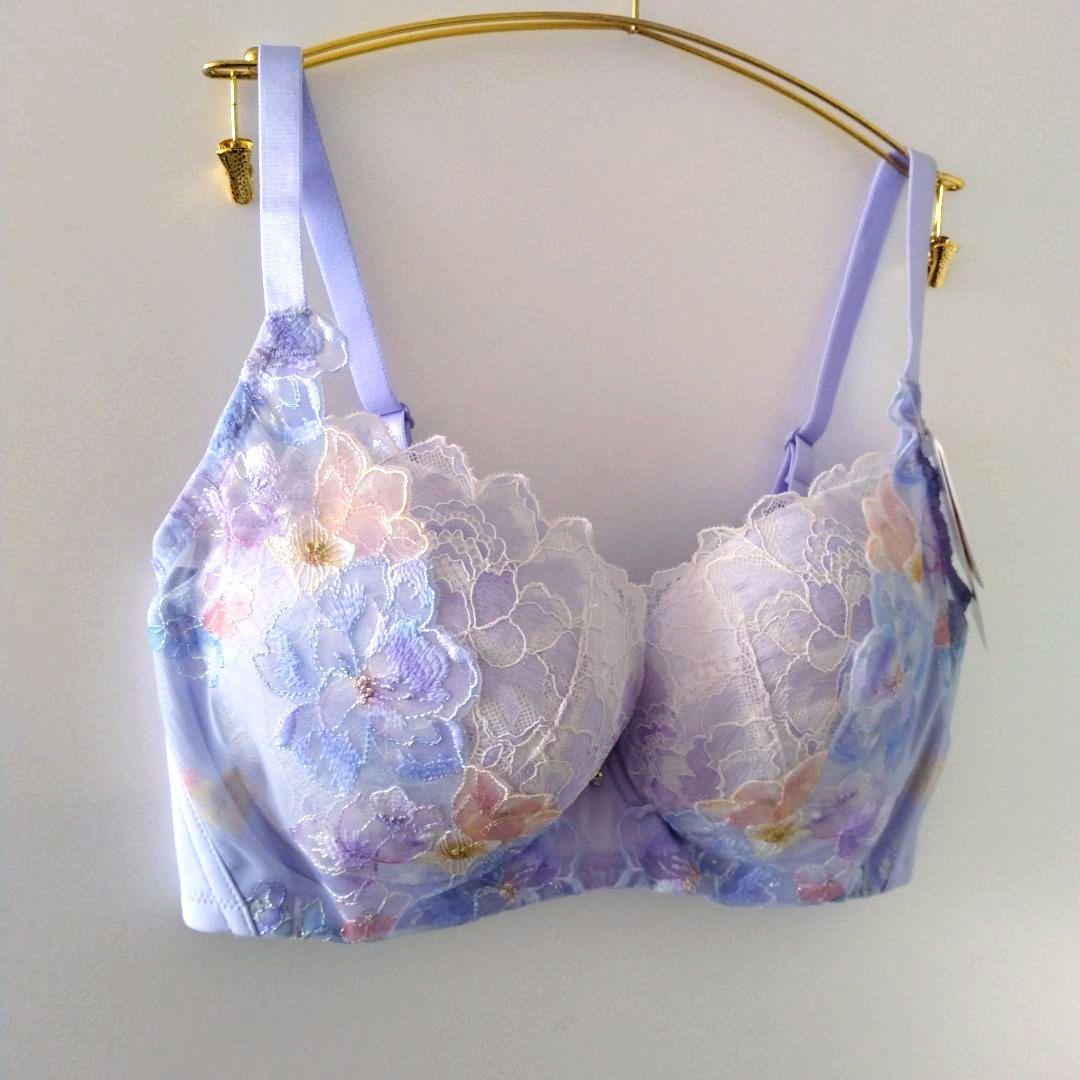 【新品】ワコール《ハグするブラ》E75/L 定価10,230円