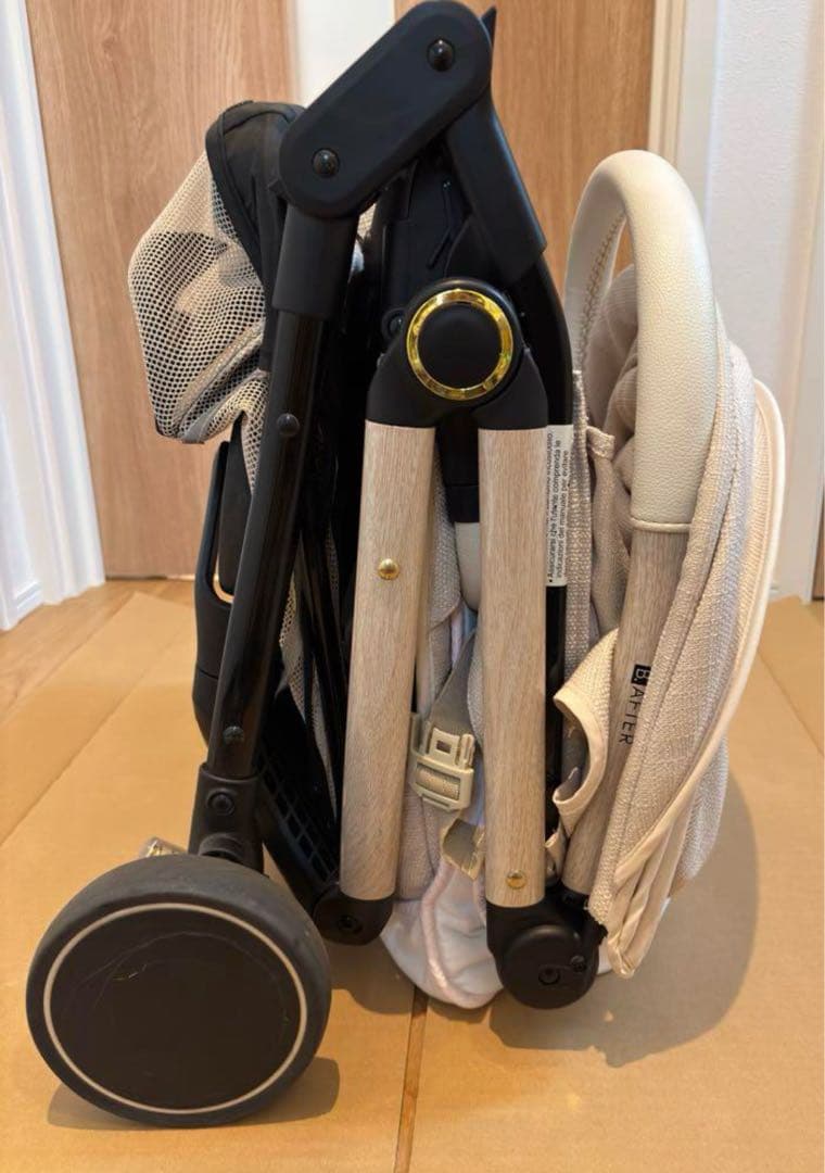 収納箱付きイタリア製 ナナン nanan ベビーカー B.AFTER - メルカリ