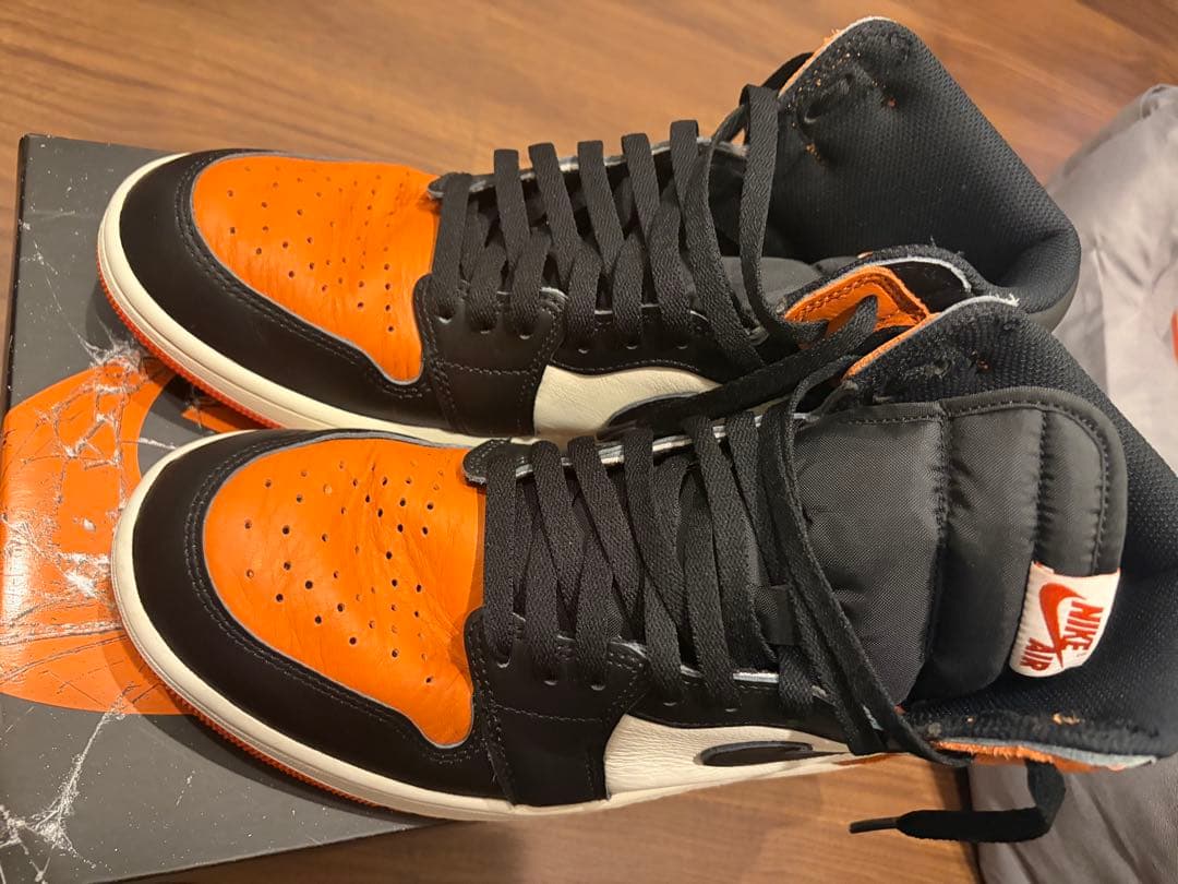 Nike Air Jordan 1 オレンジ/ブラック　シャタバ　28.5cm