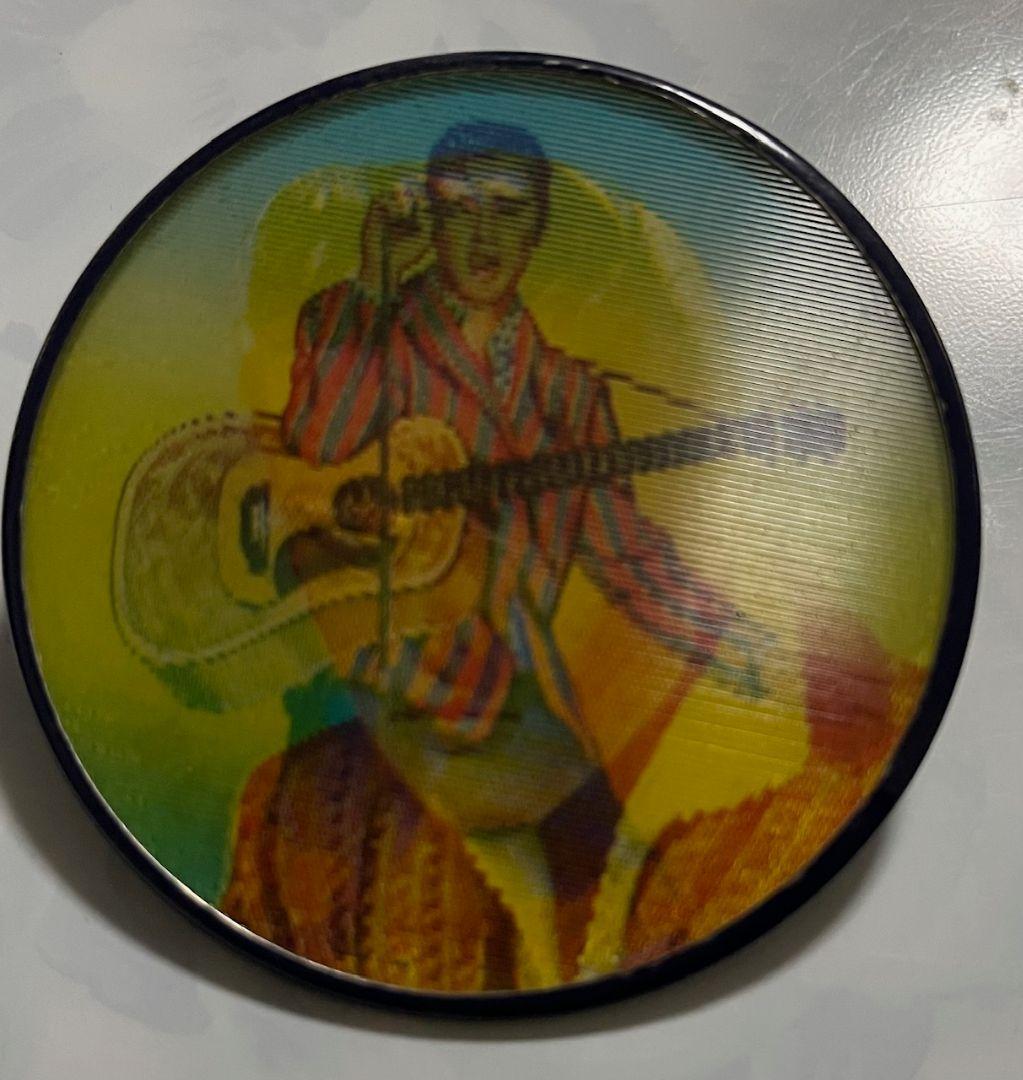 ヴィンテージ ELVIS PRESLEY 1956 レンチキュラー・バッジ