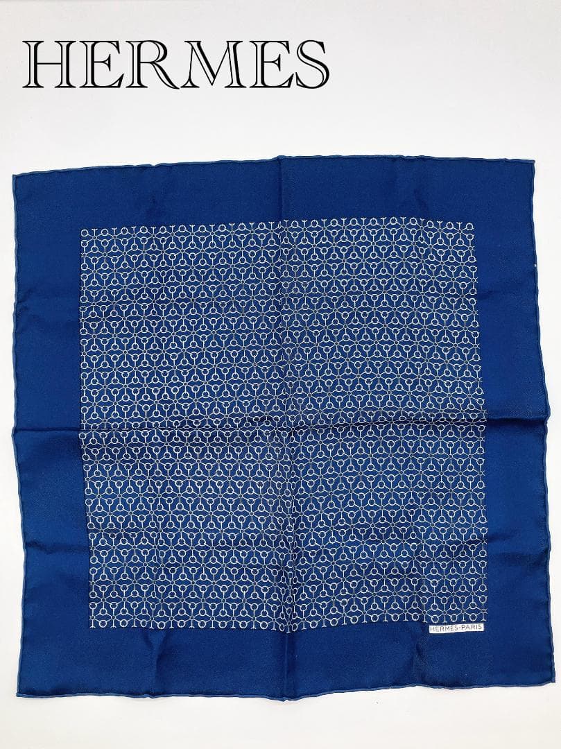 HERMES カレ45 プチカレ ガヴロッシュ シルク スカーフ ハンカチーフ HERMES エルメス スカーフ カレ45 プチカレ ガヴロッシュ 『MORS DE