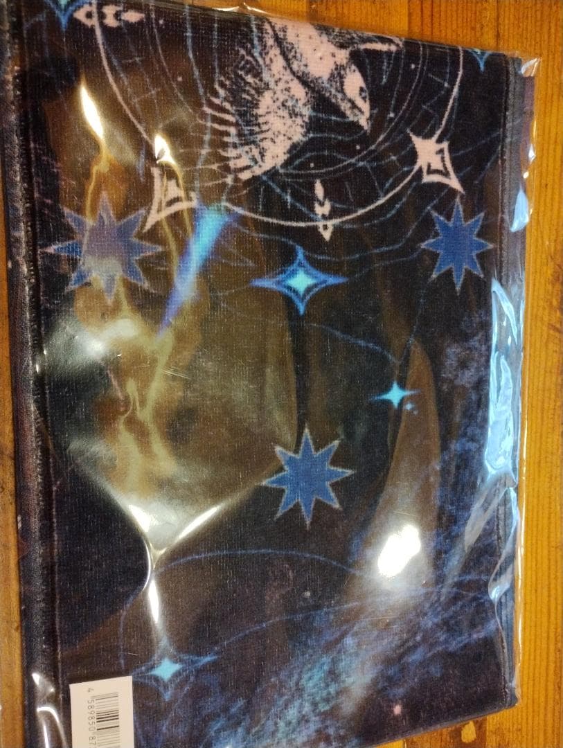 Ado_「よだか」マフラータオル【新品未開封】 - メルカリ