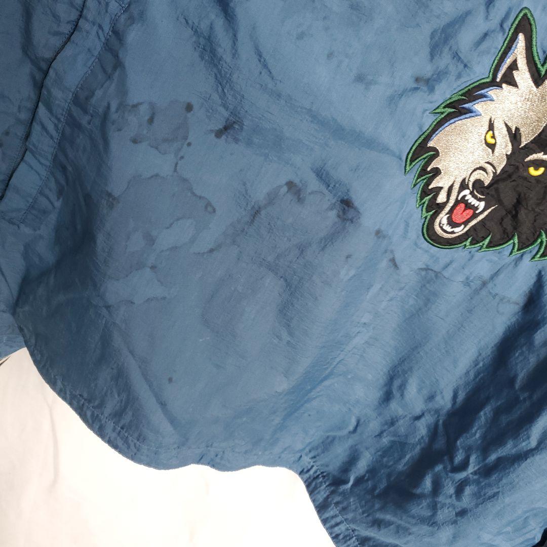 チャンピオン ウルブズ ナイロン プルオーバージャケット ビッグロゴ