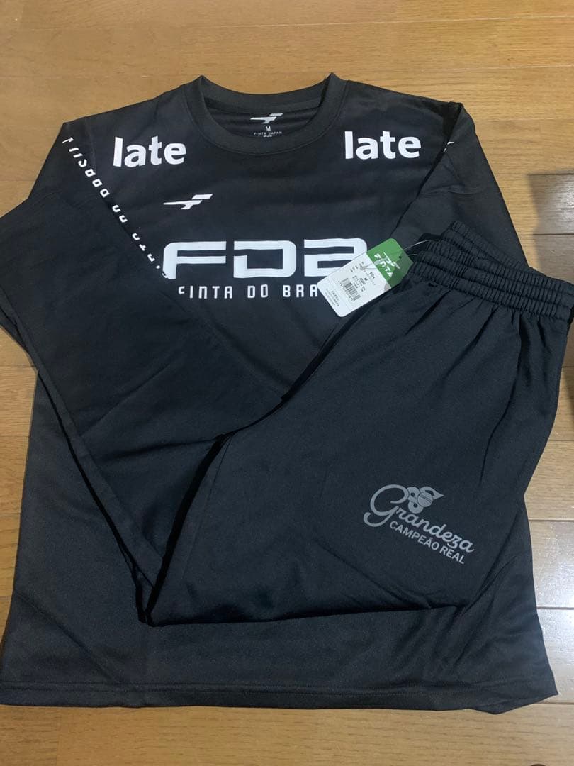 FINTA プラシャツ、ウォームパンツ上下M フィンタ(FINTA) サッカーウェア 上下セット プラクティスシャツ 半袖