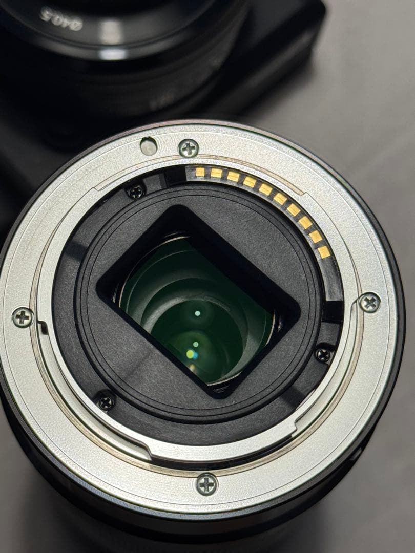 SONY α6400 ダブルズームレンズキット 美品 シャッター8284回 - メルカリ