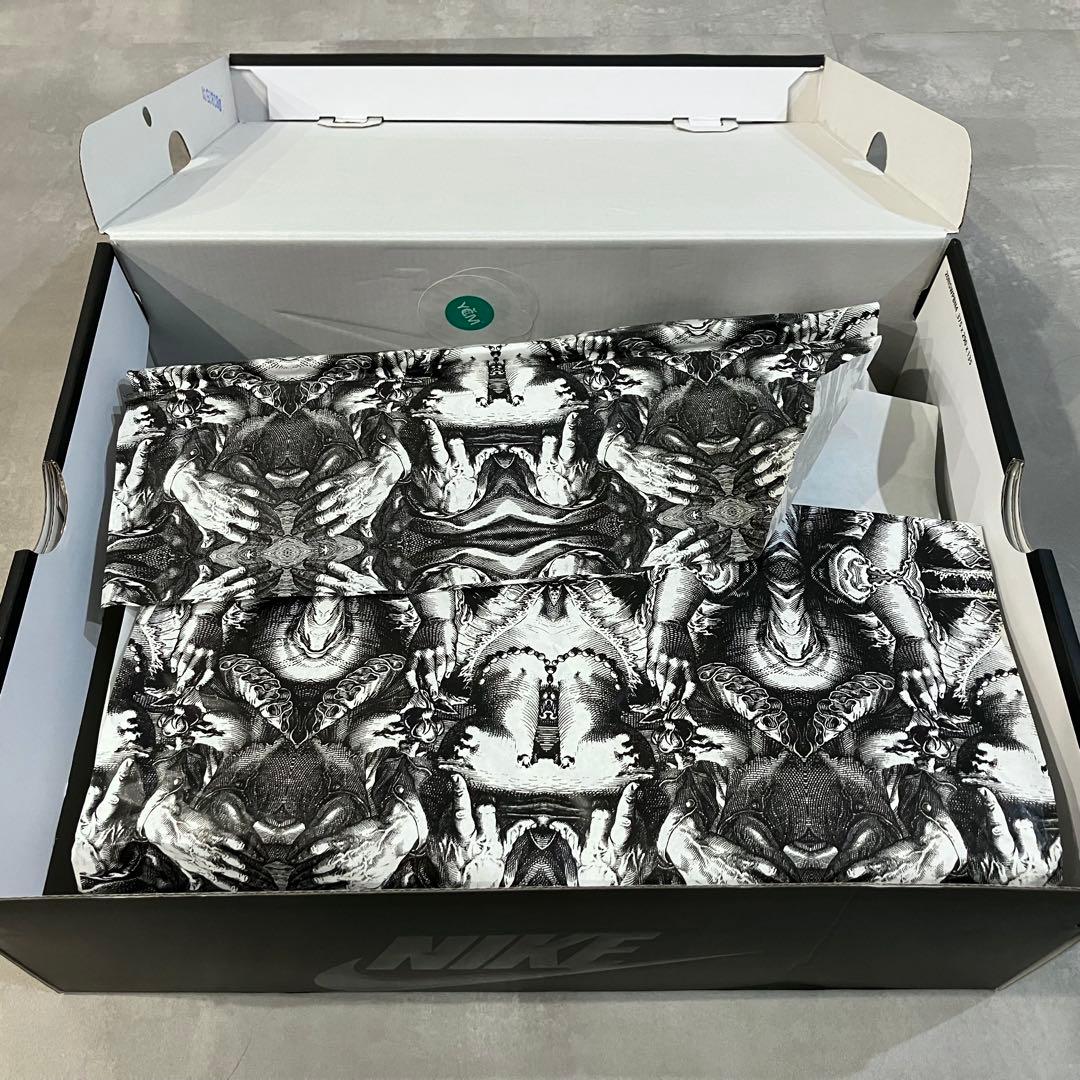 UNDERCOVER × Nike Air Force1 Low \"Black\"