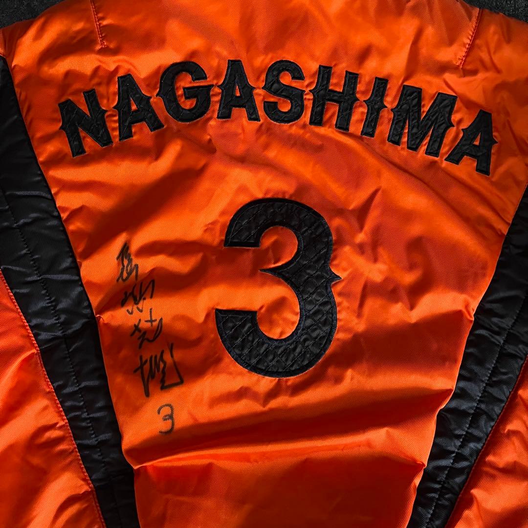 GIANTS 長嶋茂雄 直筆サイン入りグランドコート - メルカリ