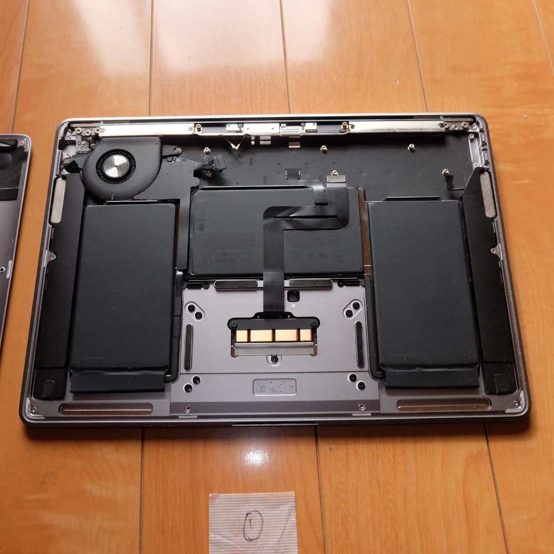 ジャンク Apple MacBook Air A1932 2018年 液晶OK - メルカリ