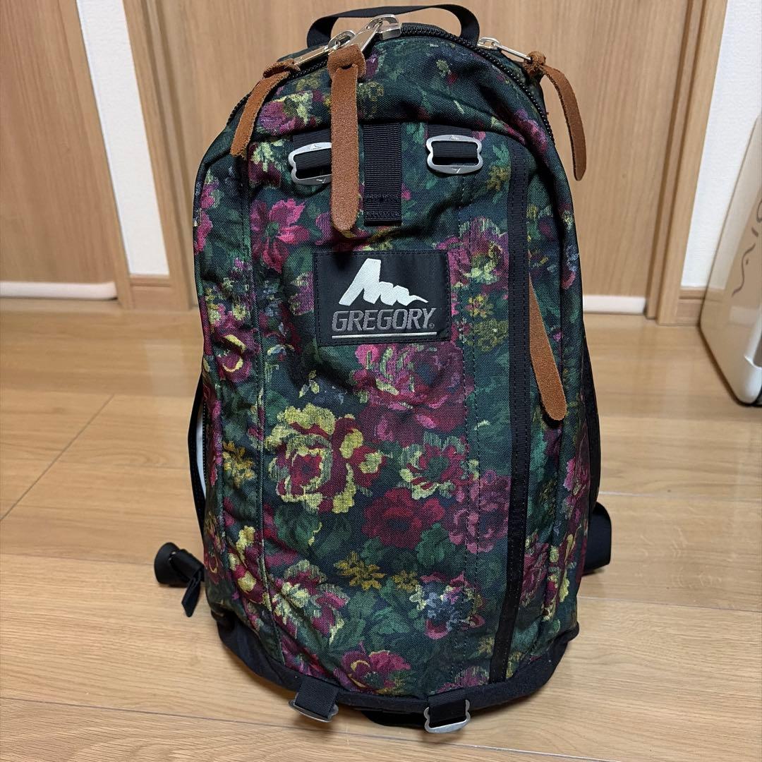 GREGORY 花柄リュック ダークグリーン GREGORY（グレゴリー） 花柄リュック - グリーン レディース