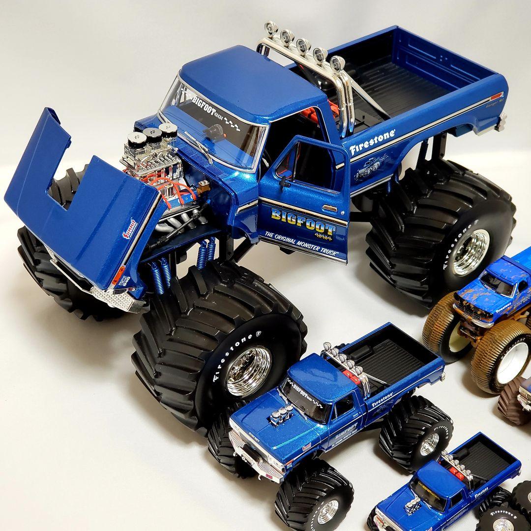 超ビッグサイズ！1/18グリーンライト ビッグフット FORD F-250