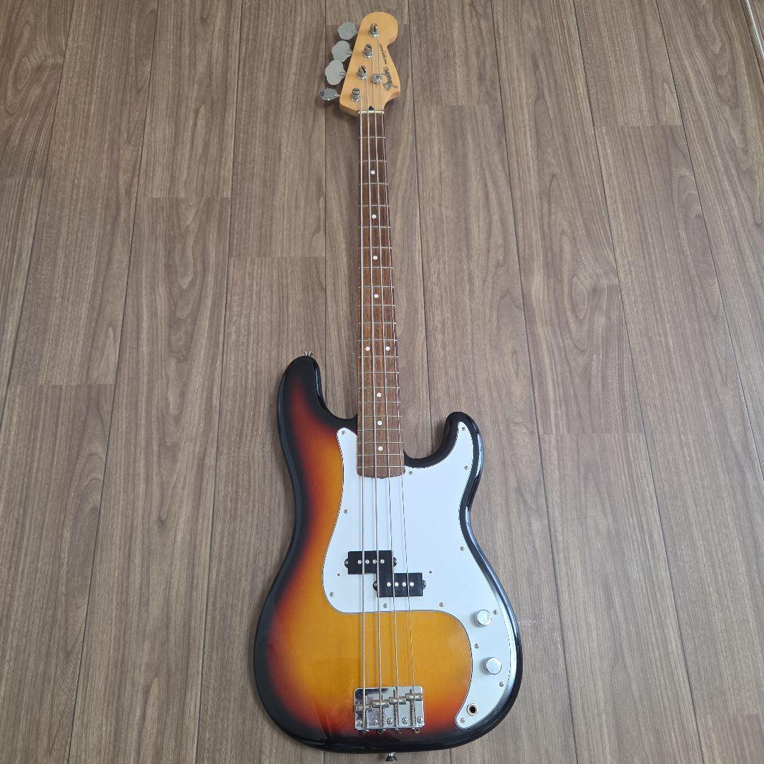 フェンダージャパンプレッションベース Fender Japan Precision Bass プレシジョンベース - パプリカ