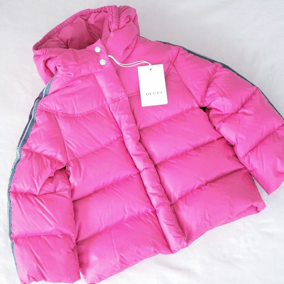 新品✨グッチ✨GUCCI✨ダウンジャケット✨アウター36M✨チルドレン