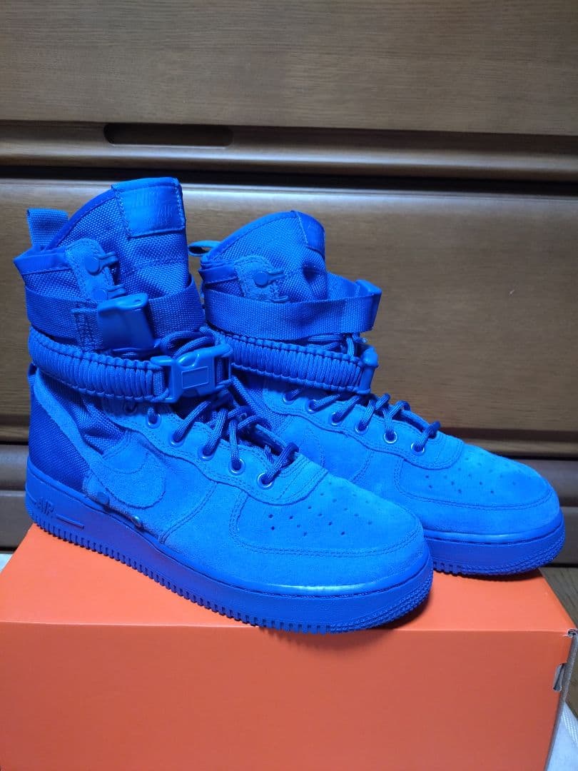 \"ナイン\"NIKEエアフォース1スペシャルフィールド青