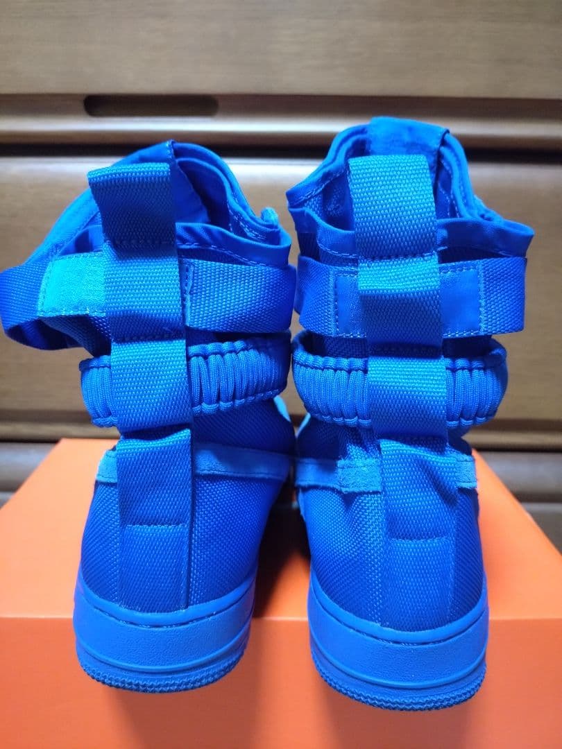 \"ナイン\"NIKEエアフォース1スペシャルフィールド青