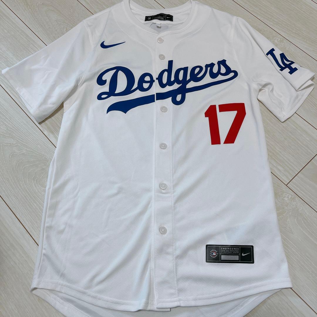 ロサンゼルス・ドジャース ユニフォーム OHTANI 17 大谷翔平 S - メルカリ