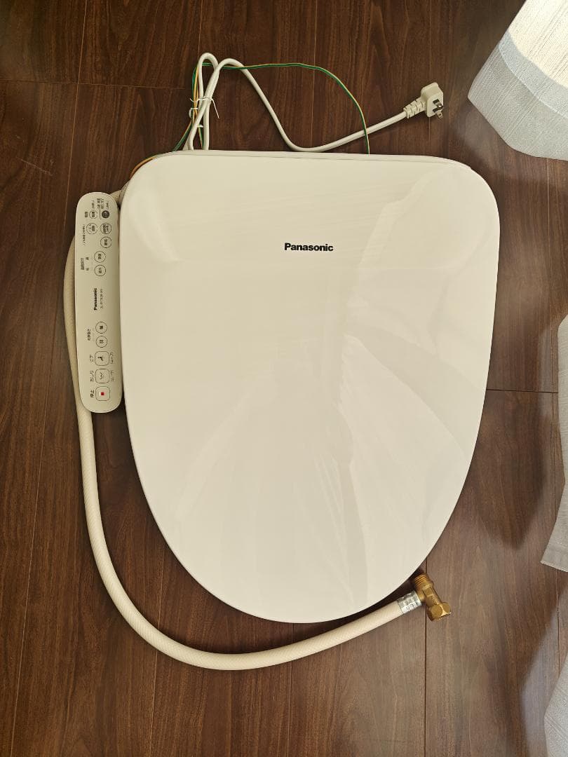 Panasonic 温水洗浄便座 DL-PRTK20-WS - メルカリ