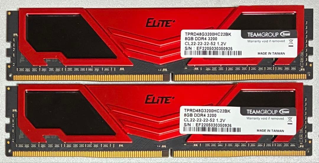 【中古】DDR4-3200 16GB(8GB×2枚) Team Team Group（チームグループ） 国内永久保証 TEAM ELITE PLUS DDR4