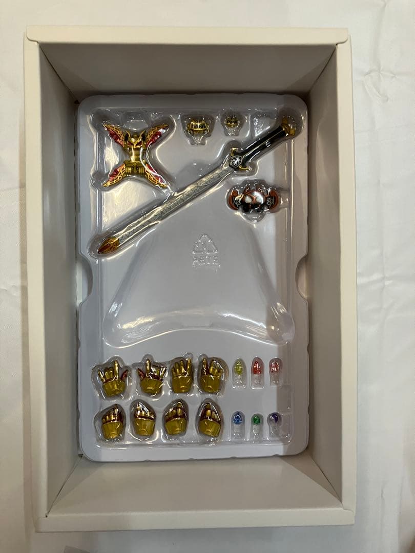 真骨頂　S.H.Figuarts 仮面ライダーキバ　エンペラーフォーム&サガ