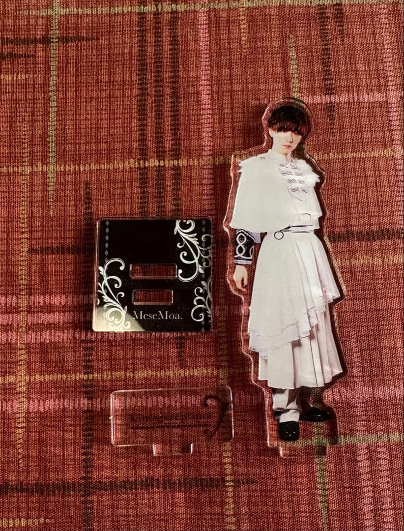 MeseMoa. 気まぐれプリンス アクスタ LOVE BLOOD - メルカリ