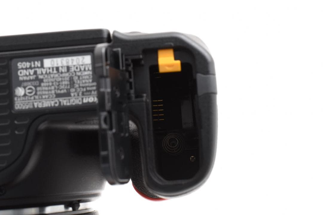 美品 ニコン Nikon D5500 18-55 S数3070回 1145 - メルカリ