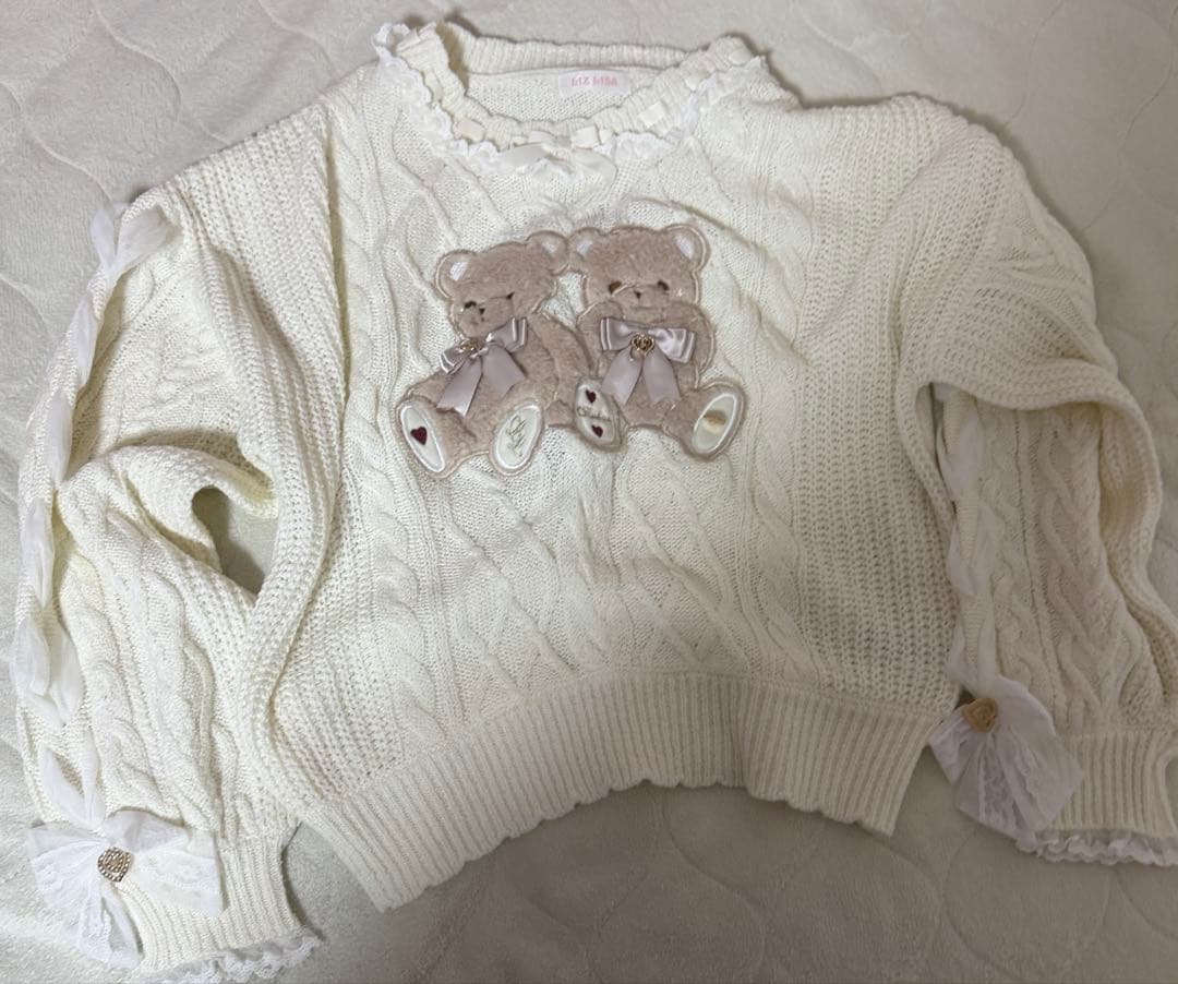LIZLISA Twin Bearsニットトップス ホワイト - メルカリ