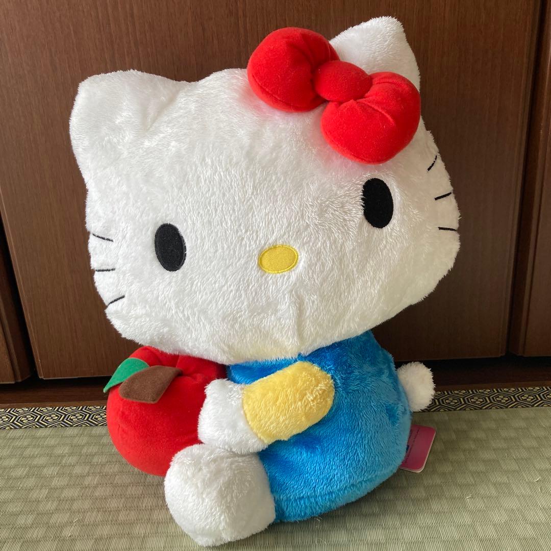 ハローキティ ぬいぐるみ りんご - メルカリ