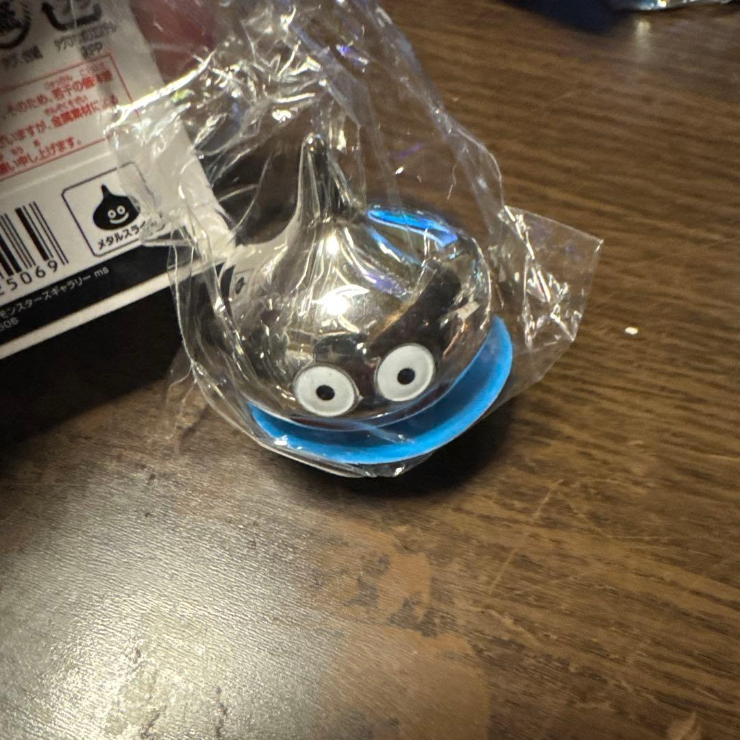 ドラゴンクエストメタリックスライムフィギュア 4体セット