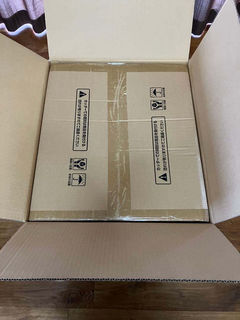 新品未開封、梱包箱伝票跡なし カプコン クリエイターズモデル 黒龍