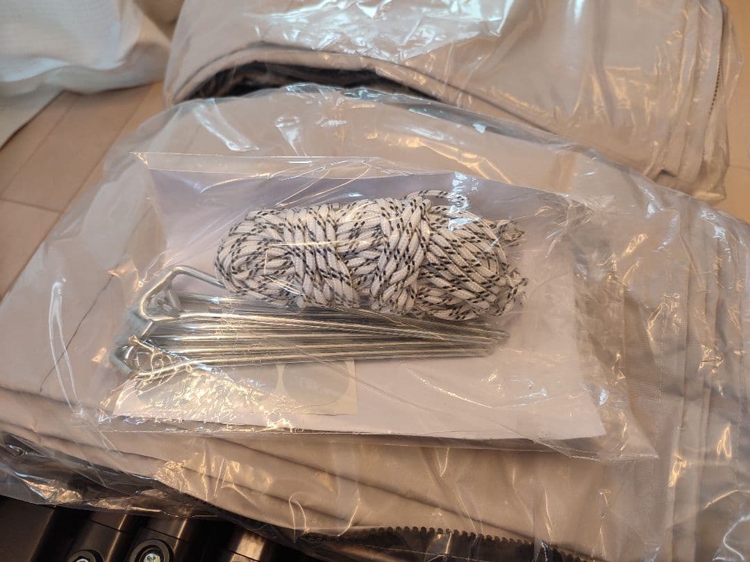 新品未使用　FIELDOOR ワンタッチタープ 2.5m x 2.5m強化版