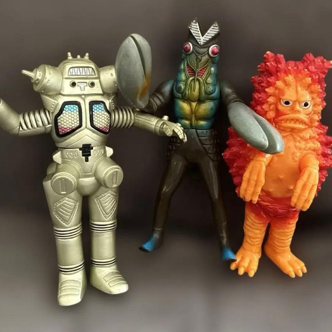 円谷プロ ウルトラマンシリーズ ソフビ 怪獣フィギュア 3体セット