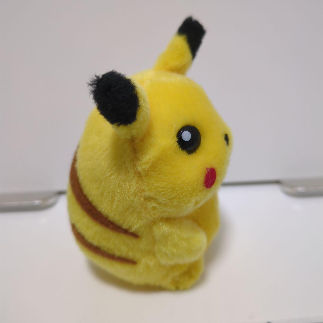 1997年初期 ピカチュウ BANDAI ぬいぐるみ 美品 約10cm - メルカリ