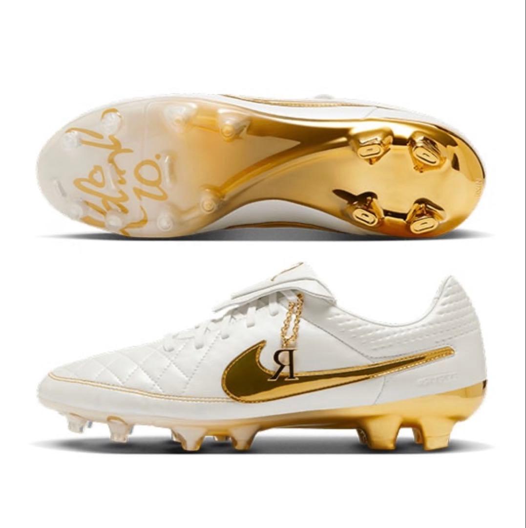 ロナウジーニョ× Nike ティエンポ 26.0cm 1月25日まで