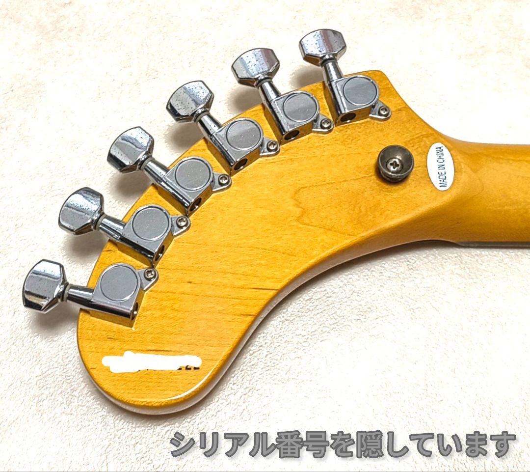 【美品】ZO-3 芸達者 3TS アンプ内蔵ミニギター 専用ケース付き!