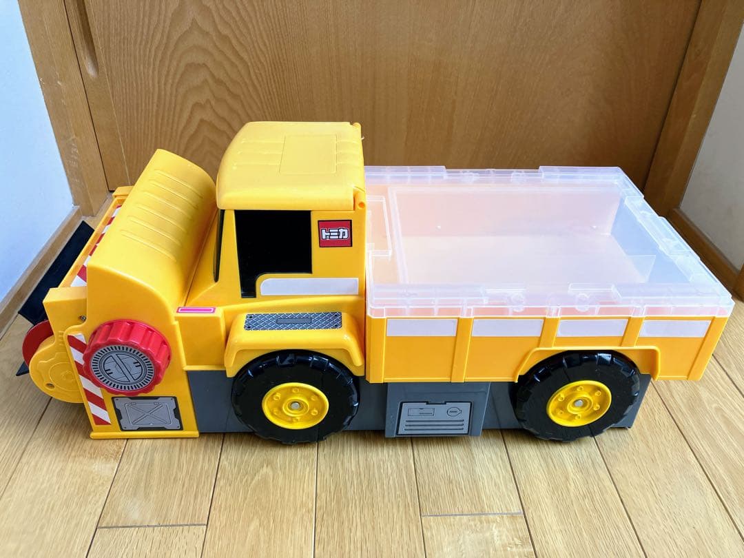 トミカ デカトミカ おかたづけローダー - メルカリ