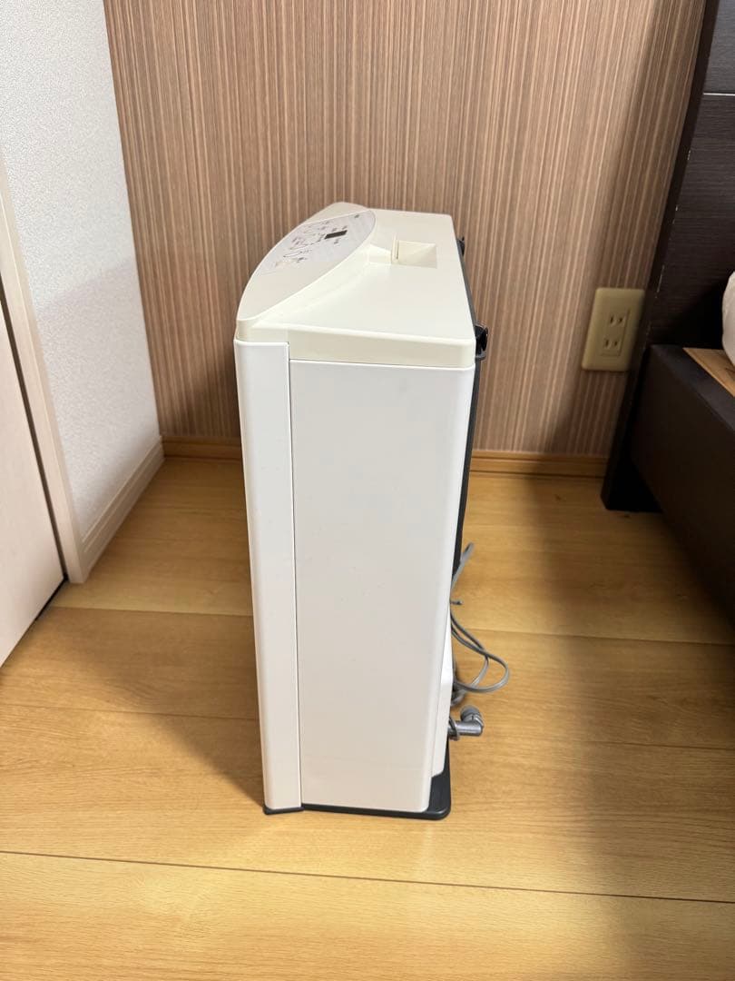 都市ガス ガスファンヒーター GFH-4004S-W5 - メルカリ