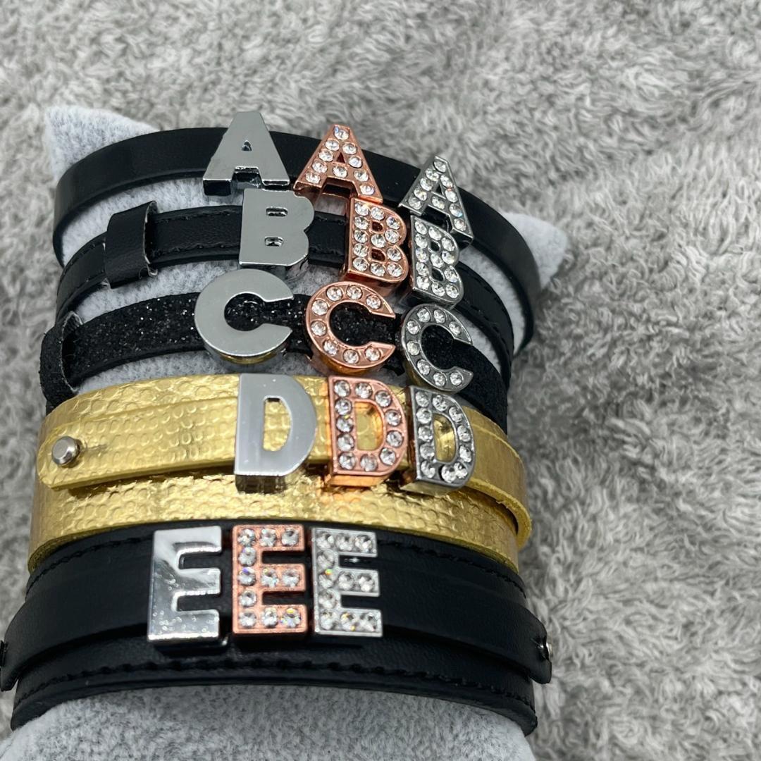 ハンドメイド ネームタグ キーホルダー チャーム ブレスレット