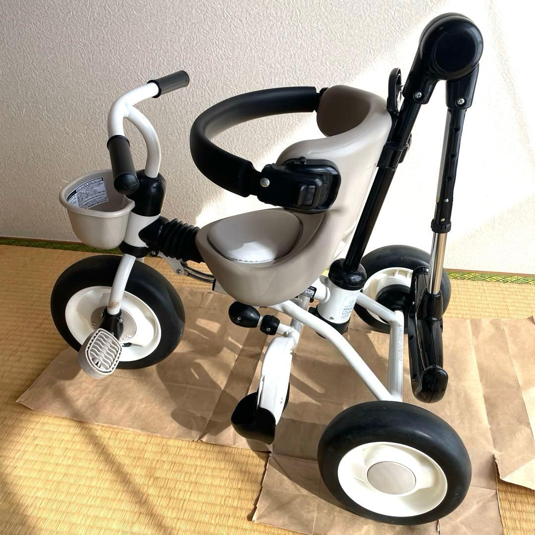 折りたたみおさんぽコンポ ベージュ 三輪車 アイデス トイザらス限定