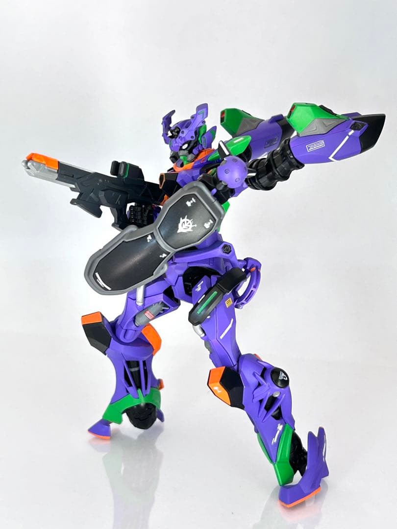 HG GQuuuuuuX ジークアクス 塗装済み完成品 エヴァ初号機カラー - メルカリ