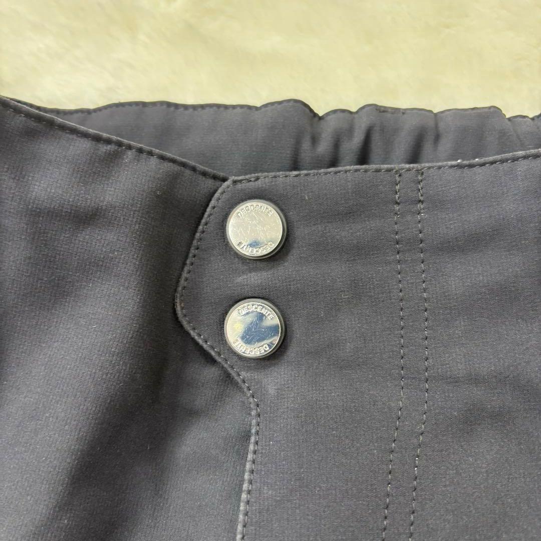 入手困難 デサント スイスチーム レプリカ スノーボードウェア