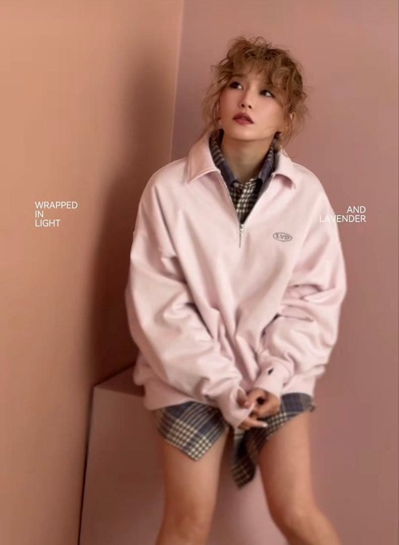 LAVANDA ラバンダ 宇野実彩子 AAA ハーフジップロゴスウェット - メルカリ