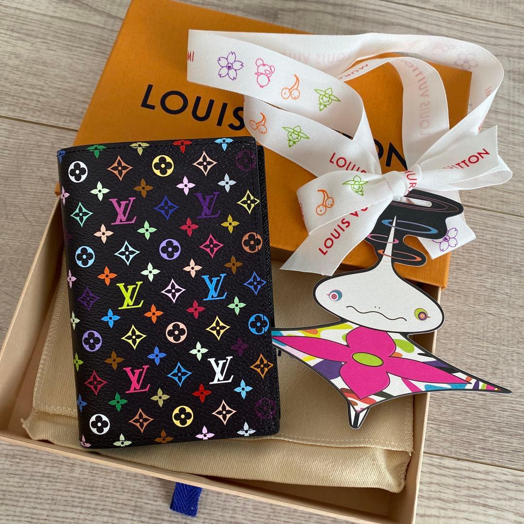 ルイヴィトン村上隆LV TMパスポートカバーマルチカラーM13414 新品